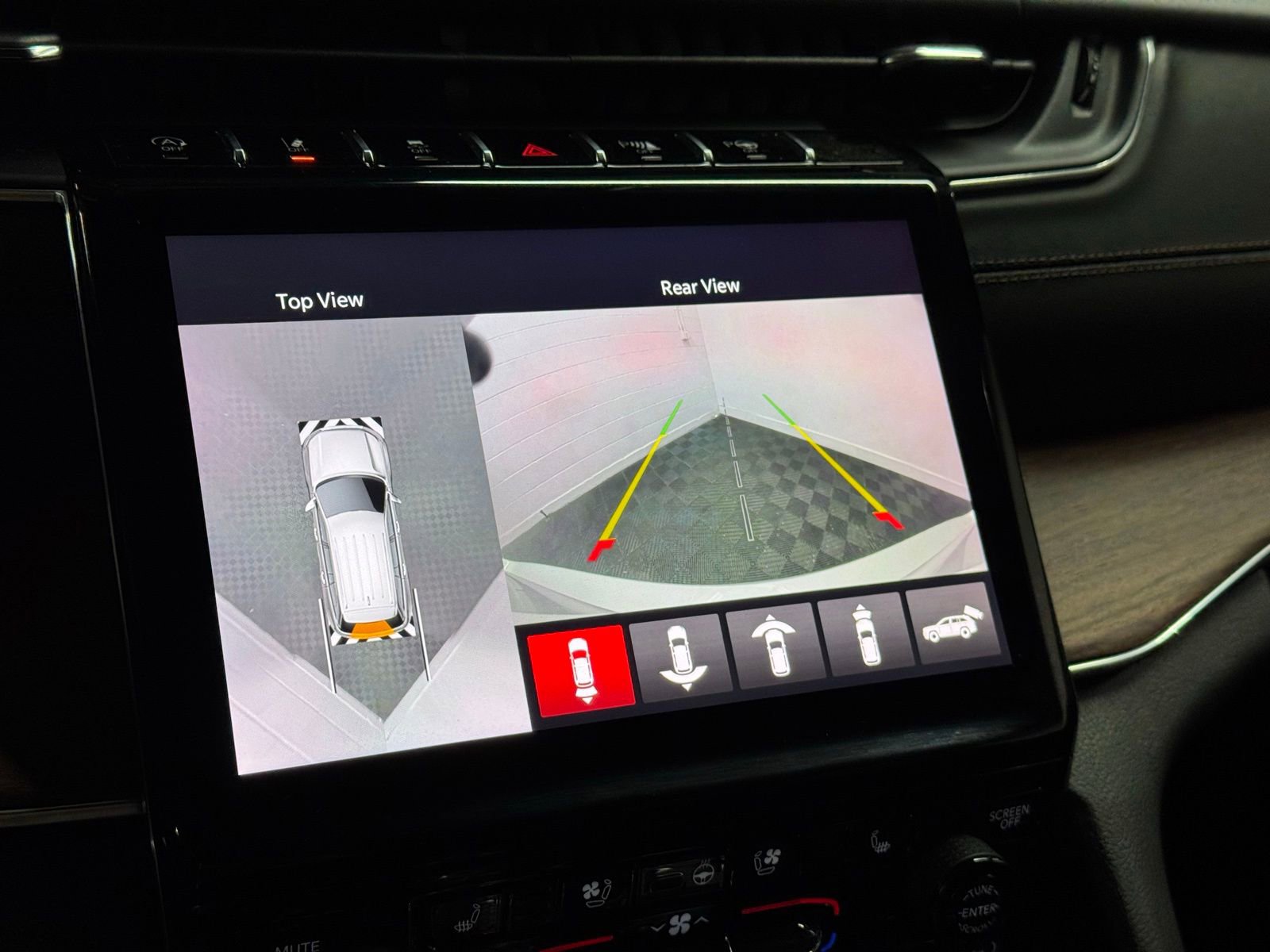 Used 2023 Jeep Grand Cherokee L Summit w/ Advanced Protech Group IV image 16