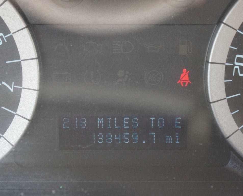 Used 2011 Ford Escape Limited FWD image 4