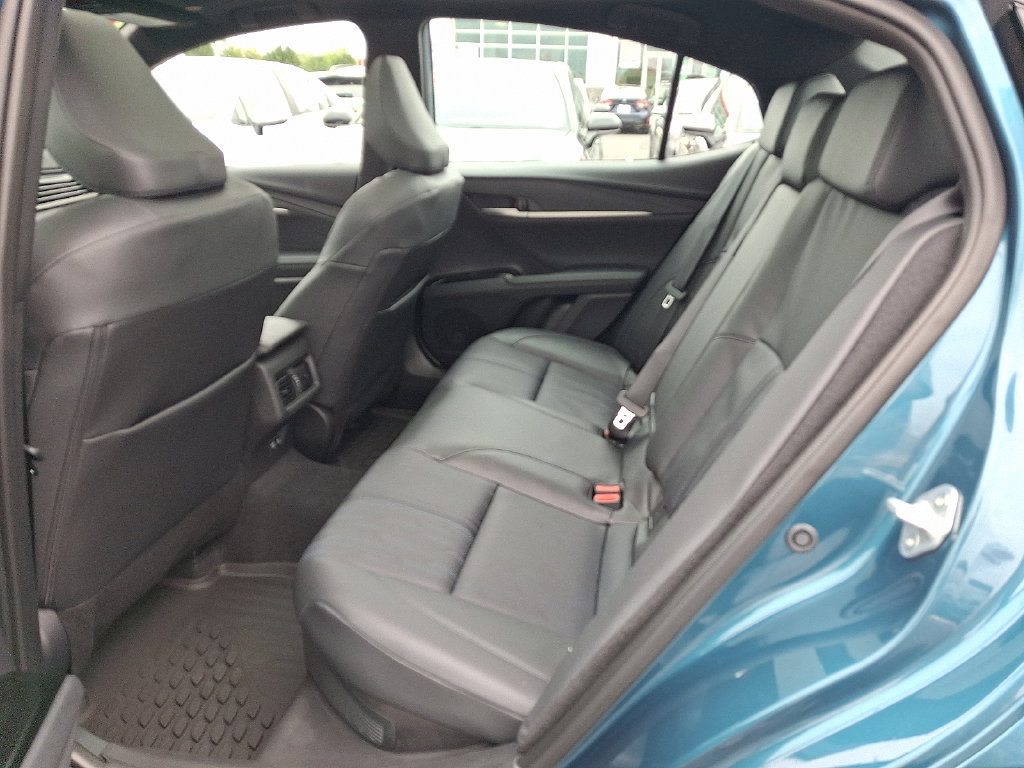 Used 2026 Toyota Camry XSE FWD image 10