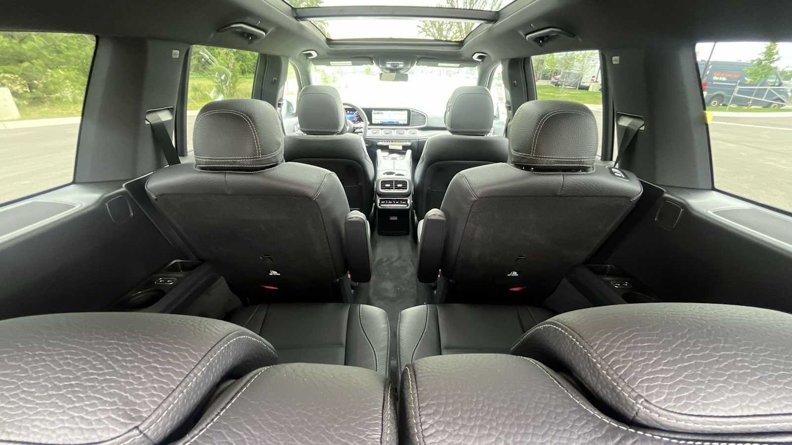 New 2026 Mercedes-Benz GLS 450 4MATIC image 14