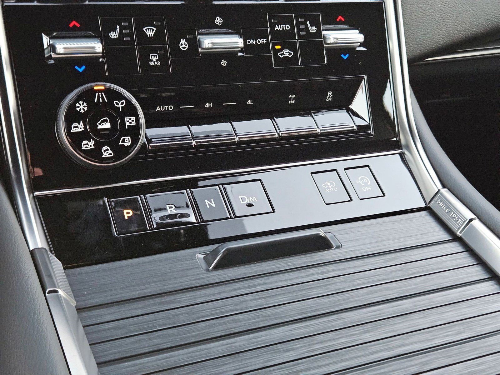 New 2026 Nissan Armada PRO-4X AWD/4WD image 18