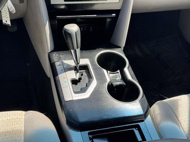 Used 2012 Toyota Camry LE image 17