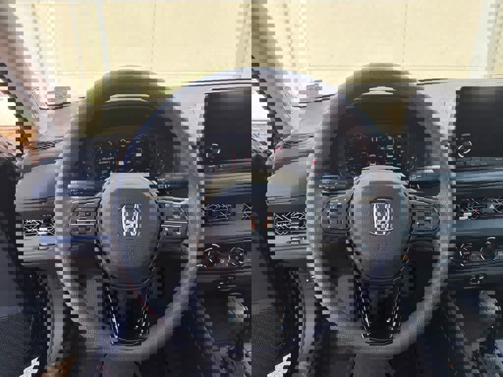 Used 2023 Honda Accord EX image 17