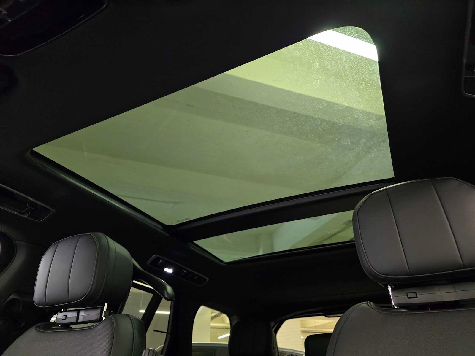 New 2026 Land Rover Range Rover SE AWD/4WD image 24