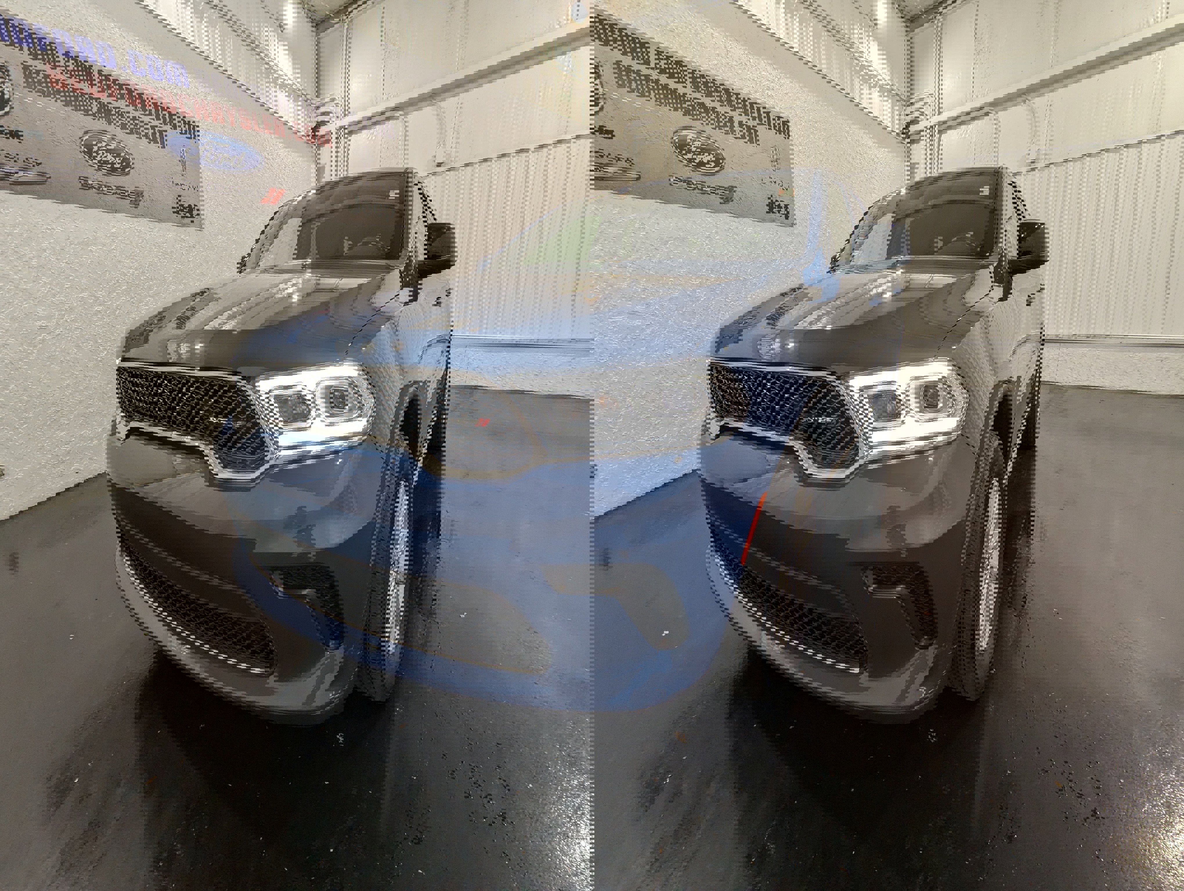 Used 2024 Dodge Durango SXT image 3