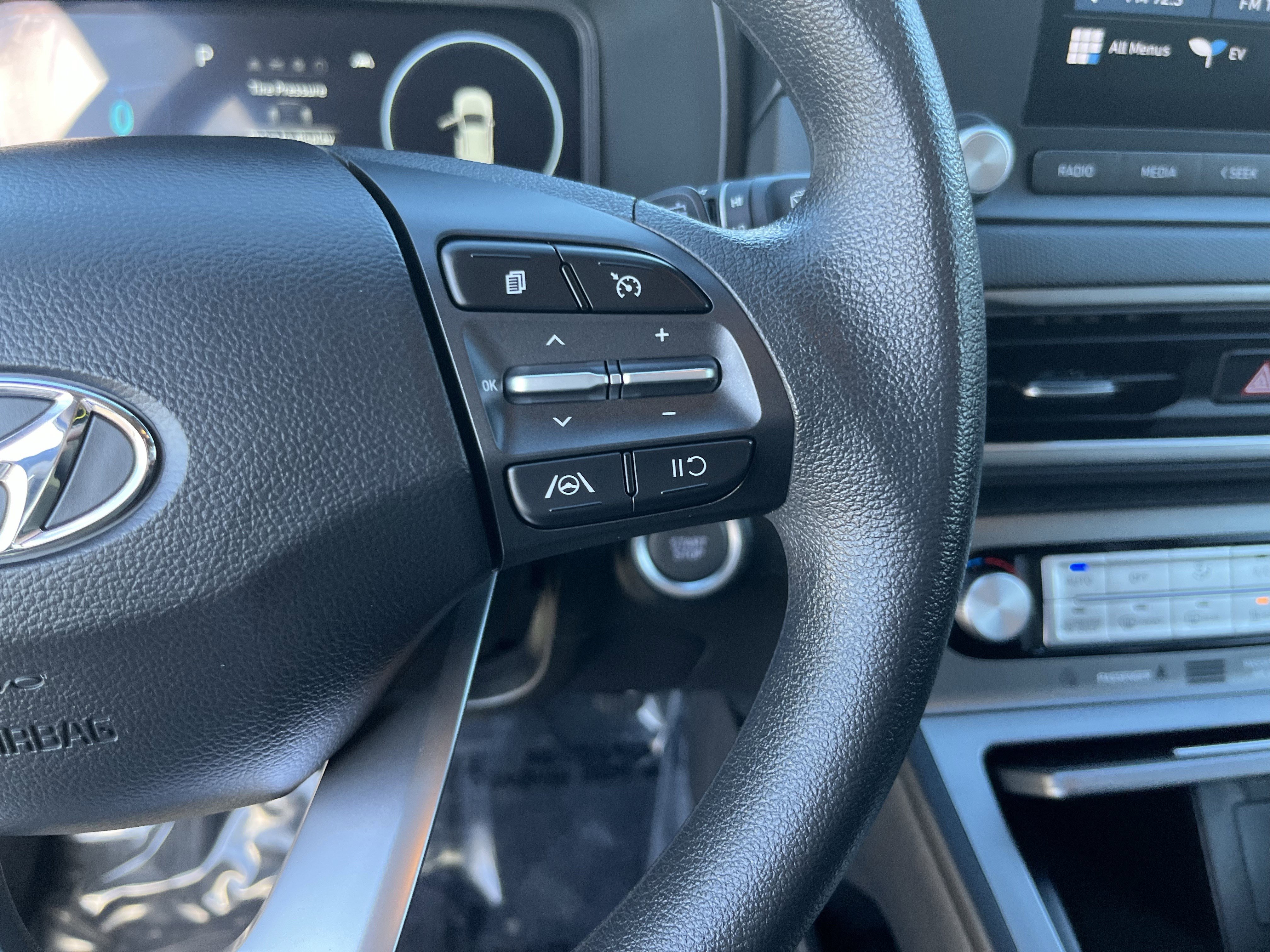 Certified 2023 Hyundai Kona SE w/ Cargo Package image 20