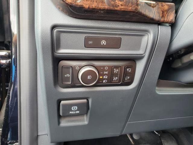 New 2025 Ford F150 XLT w/ Equipment Group 302A MID AWD/4WD image 18