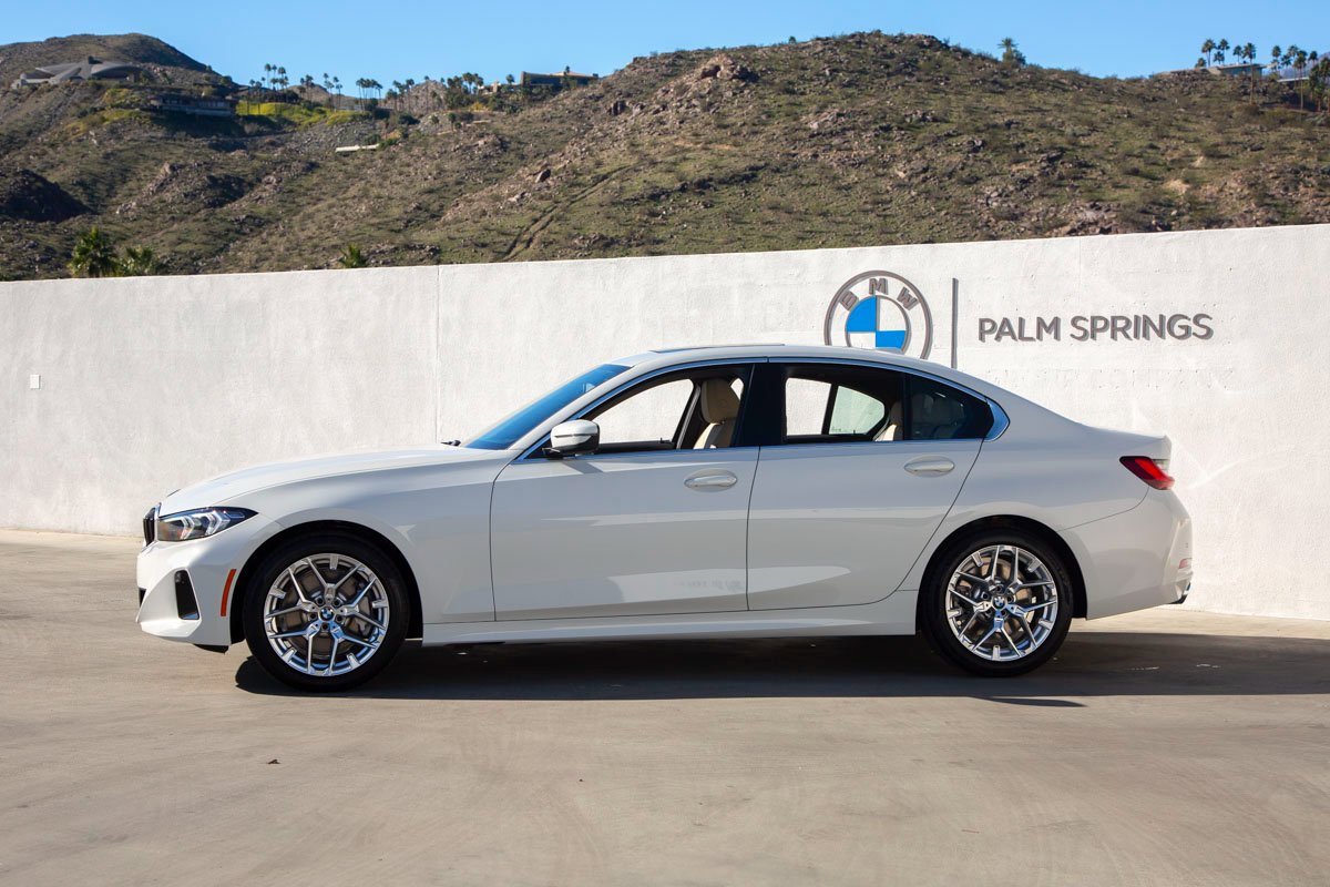 New 2026 BMW 330i Sedan image 3