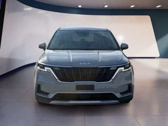 Certified 2024 Kia Carnival EX FWD image 6