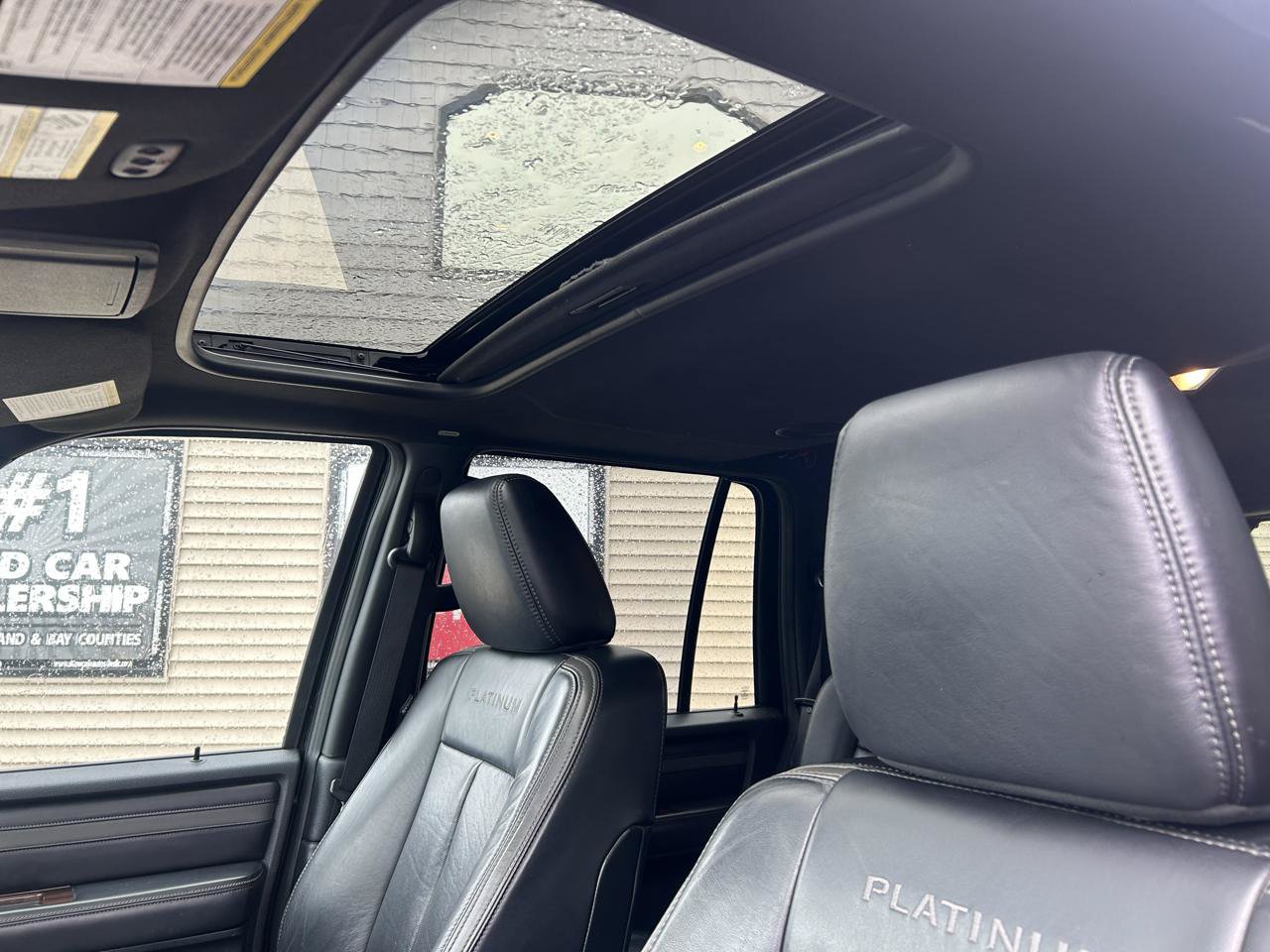 Used 2016 Ford Expedition Platinum AWD/4WD image 19