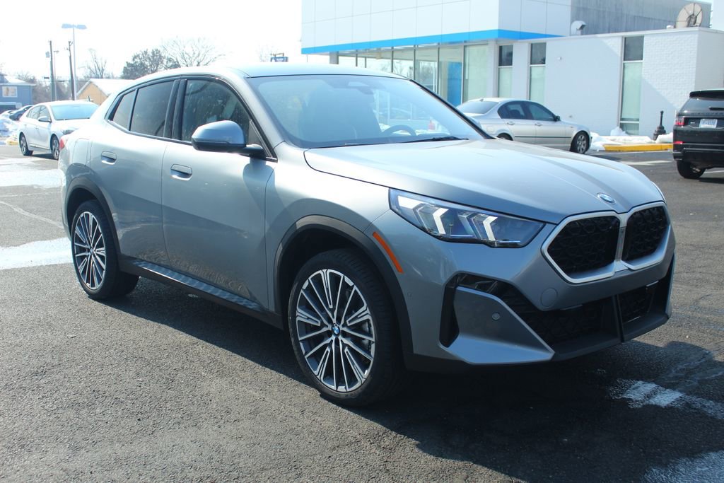 New 2026 BMW X2 xDrive28i w/ Technology Package image 1