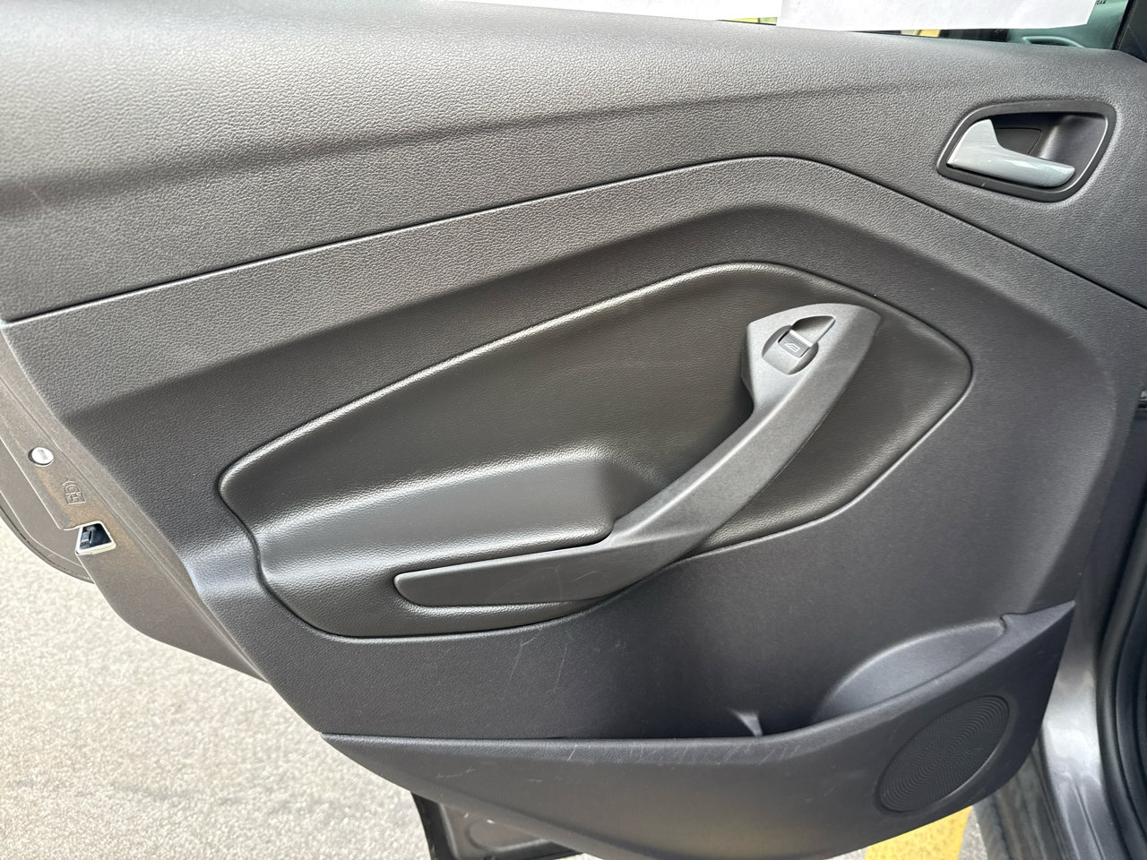 Used 2013 Ford C-MAX Energi SEL image 19