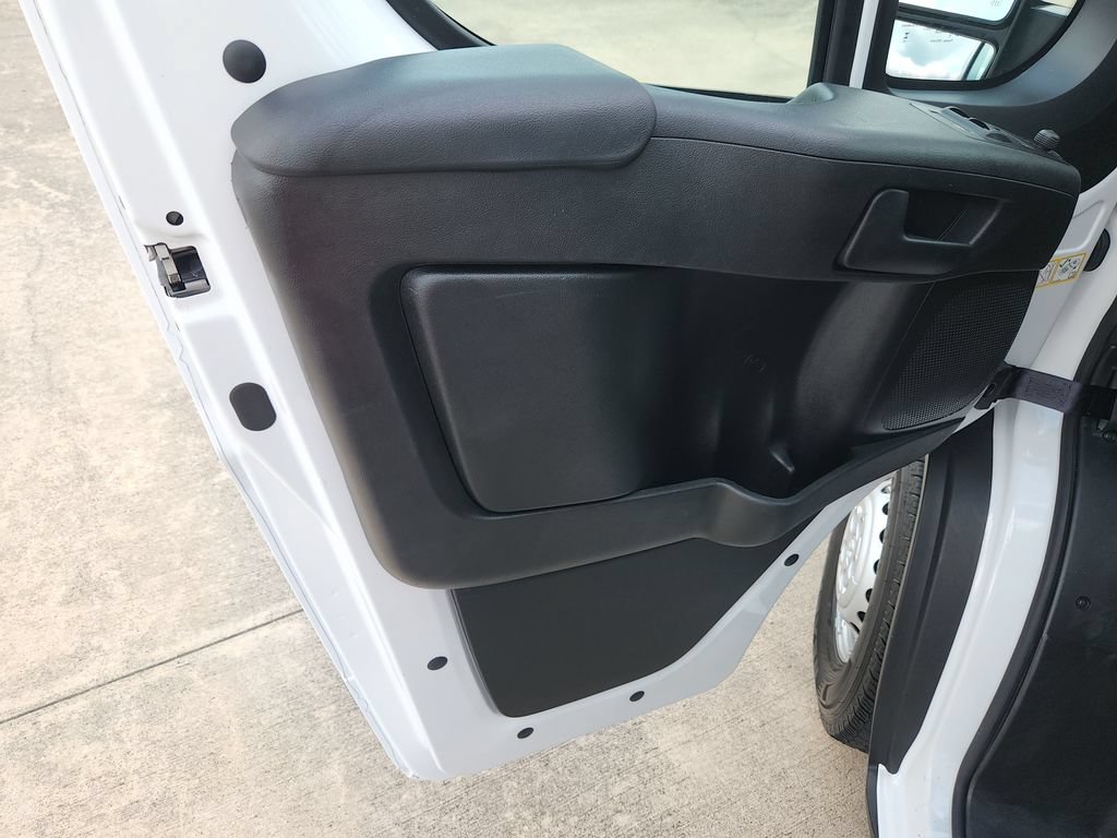 Used 2026 RAM ProMaster 2500 w/ Convenience Group FWD image 30