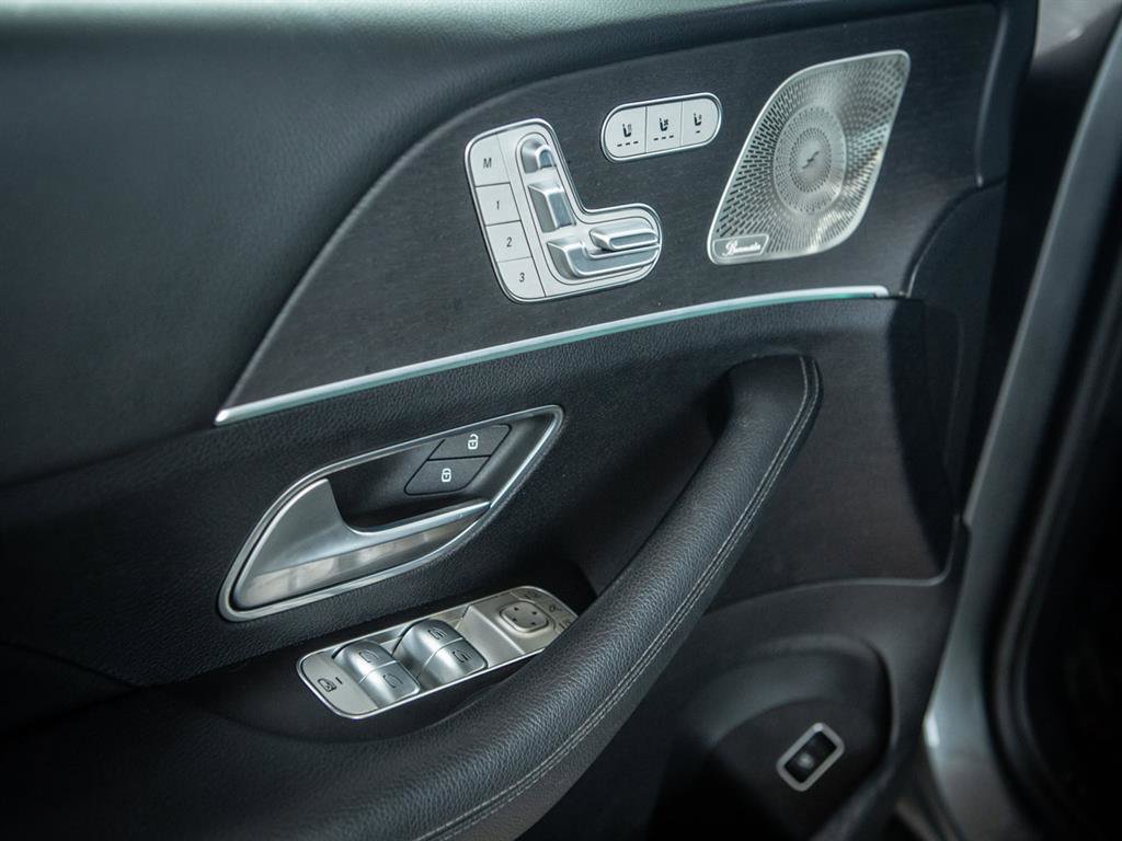 Certified 2023 Mercedes-Benz GLS 450 4MATIC image 11