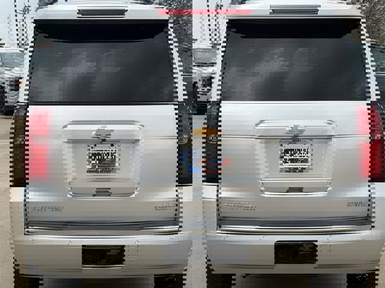 Used 2020 Chevrolet Suburban Premier w/ Premier Plus Edition image 6