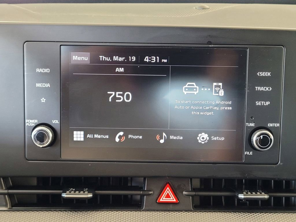 Used 2025 Kia Sportage LX image 16