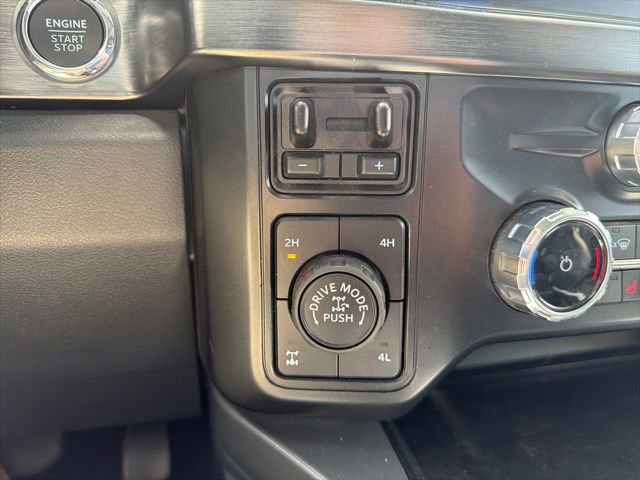 Used 2024 Ford F350 Lariat w/ Lariat Ultimate Package AWD/4WD image 45