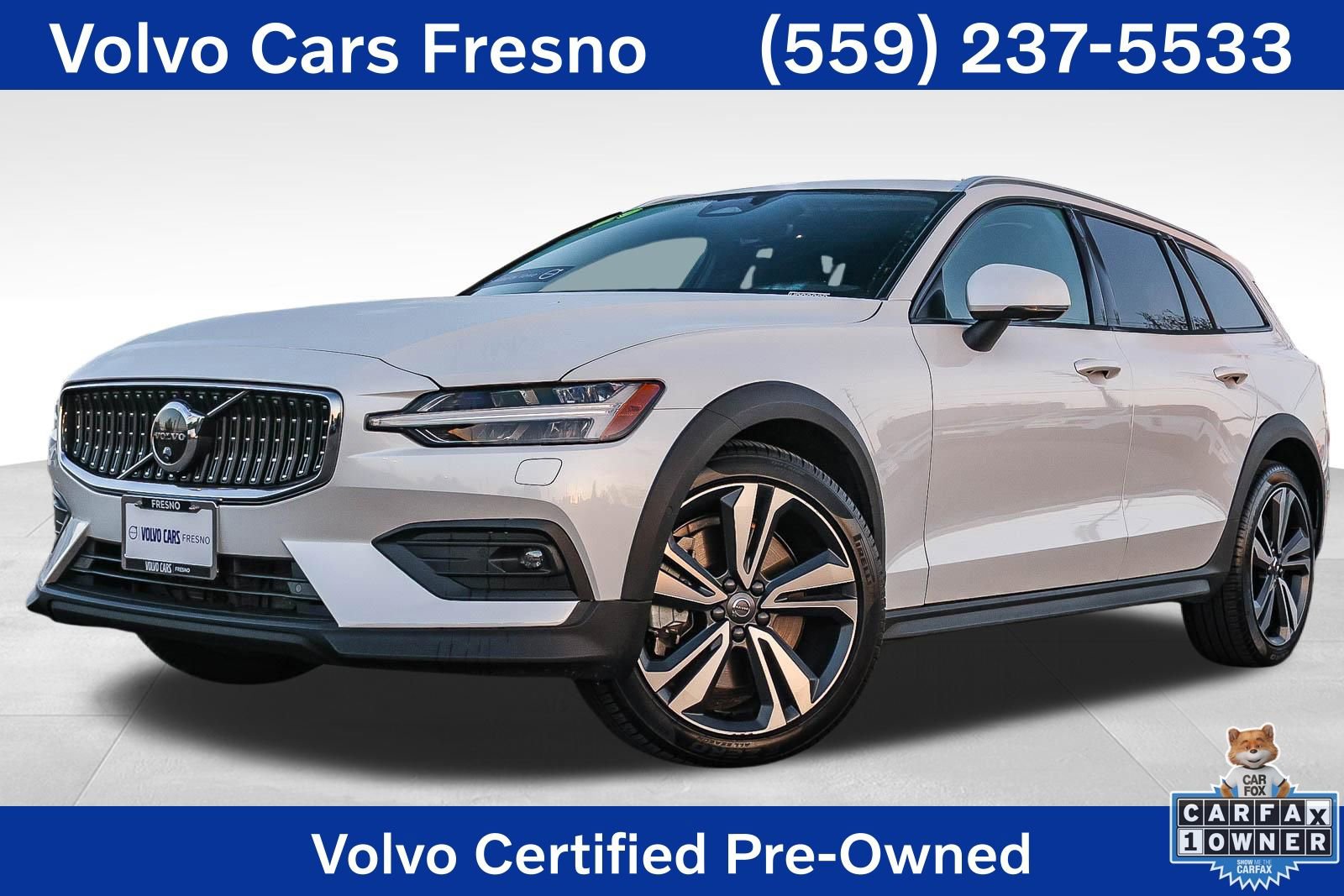 Used 2025 Volvo V60 B5 Cross Country Plus image 1