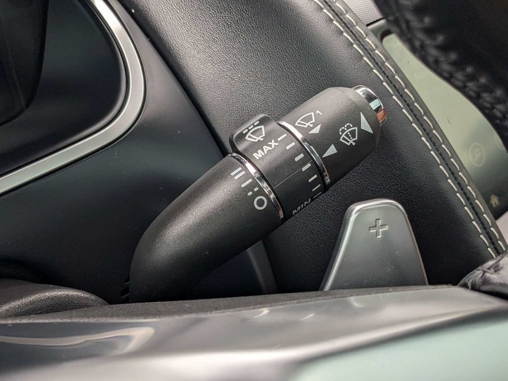 Used 2021 Jaguar F-TYPE Coupe RWD image 19
