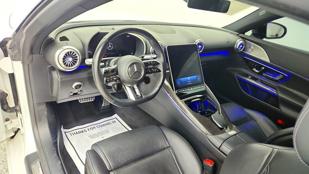 Used 2022 Mercedes-Benz SL 55 AMG 4MATIC w/ Driver Assistance Package image 12