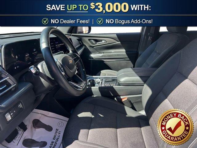 Used 2024 Chevrolet Traverse LT FWD image 14