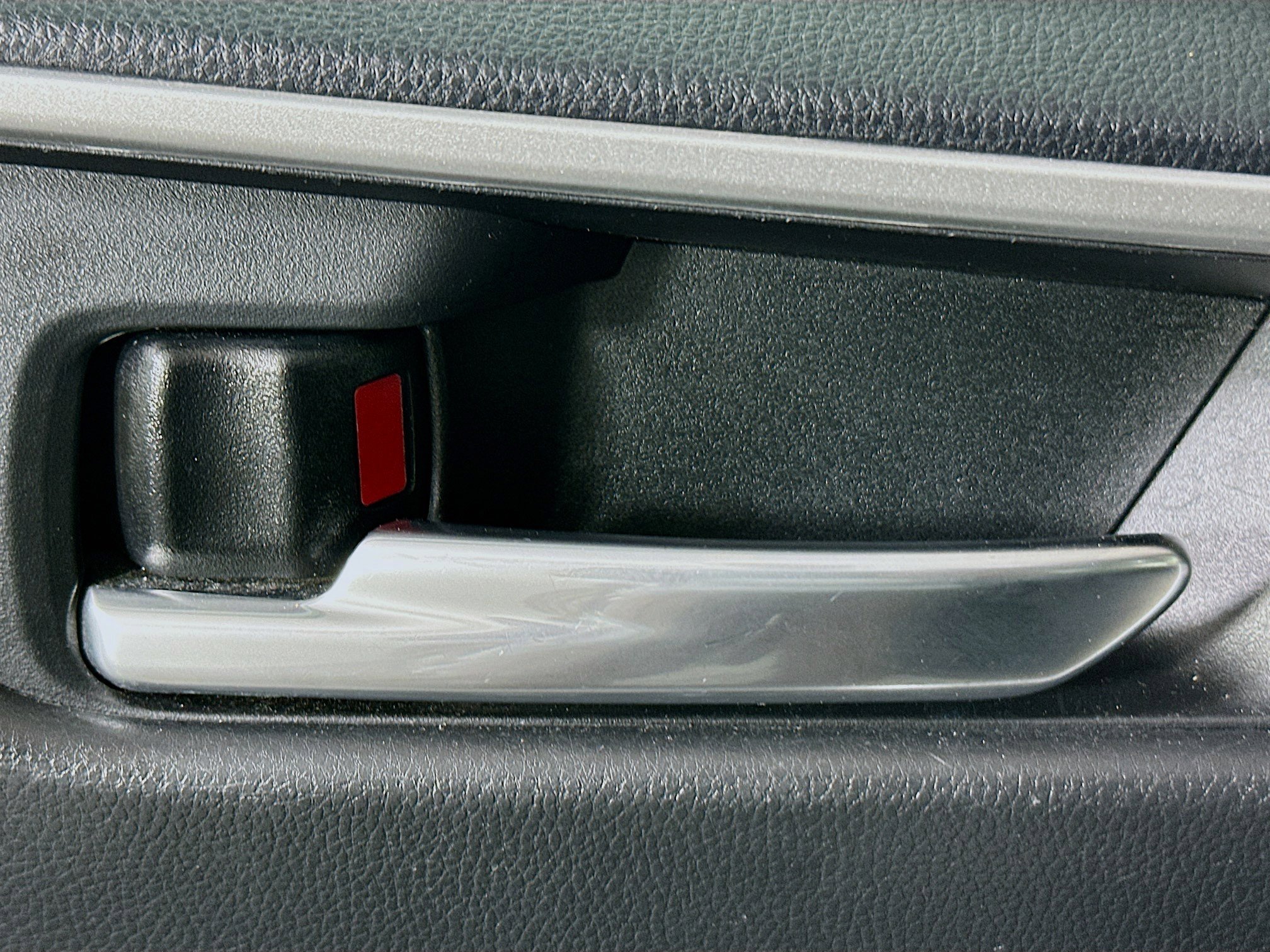 Used 2024 Toyota RAV4 XLE image 14