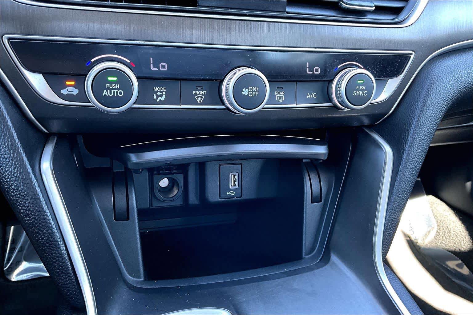 Used 2018 Honda Accord LX image 35