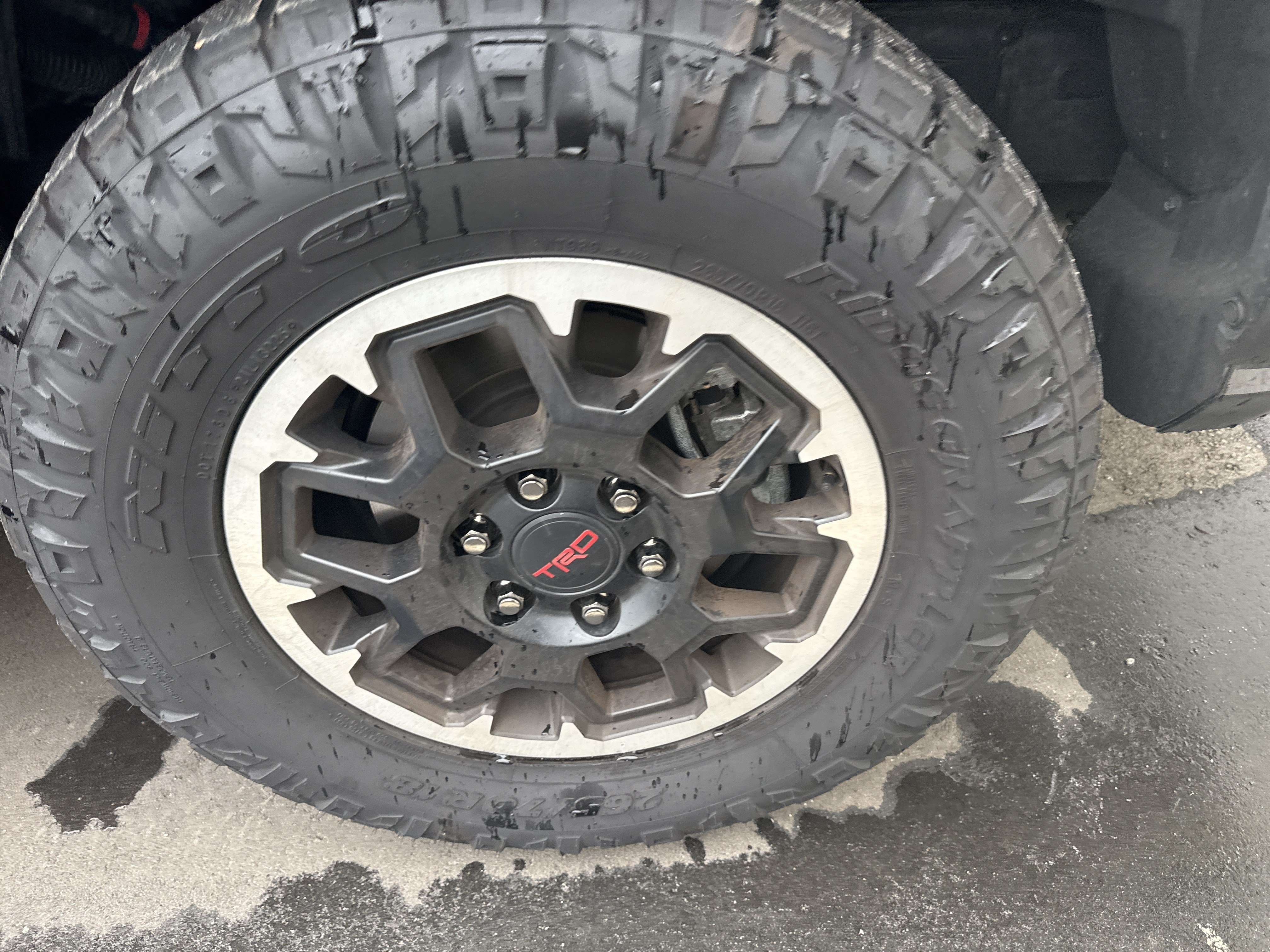 Used 2025 Toyota 4Runner TRD Off-Road Premium AWD/4WD image 46