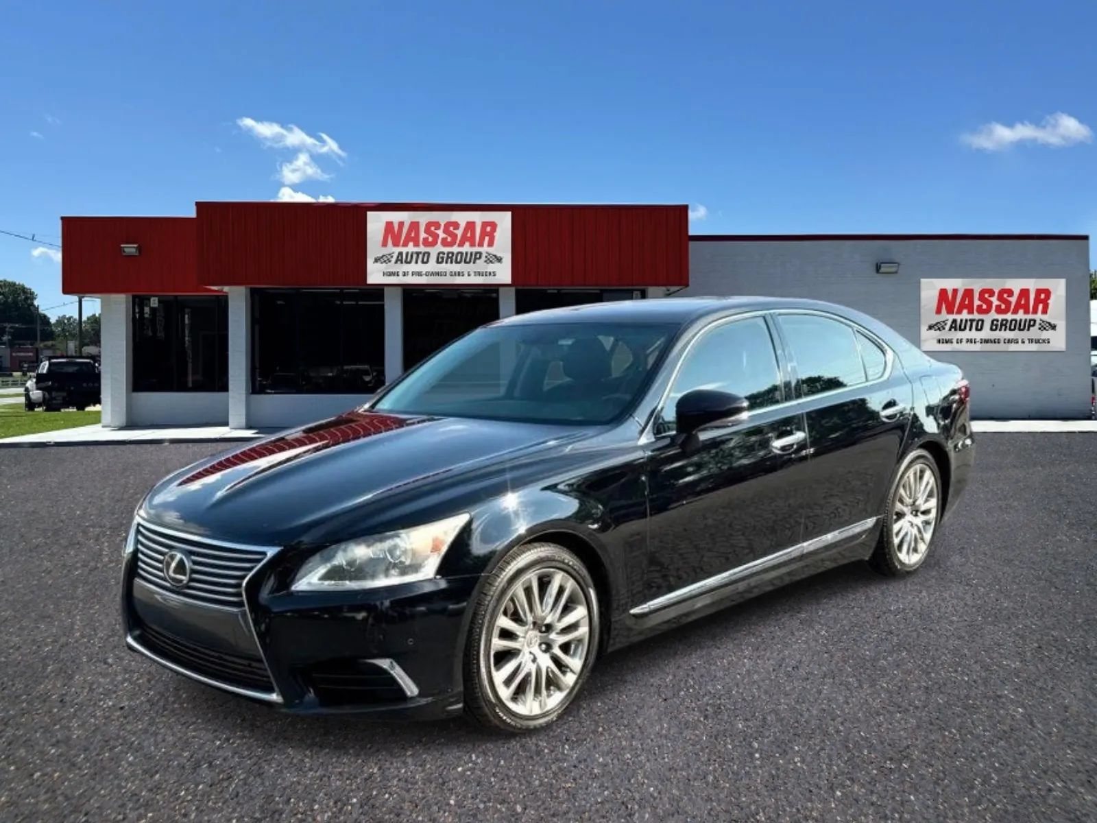 Used 2013 Lexus LS 460 w/ Comfort Pkg RWD image 1
