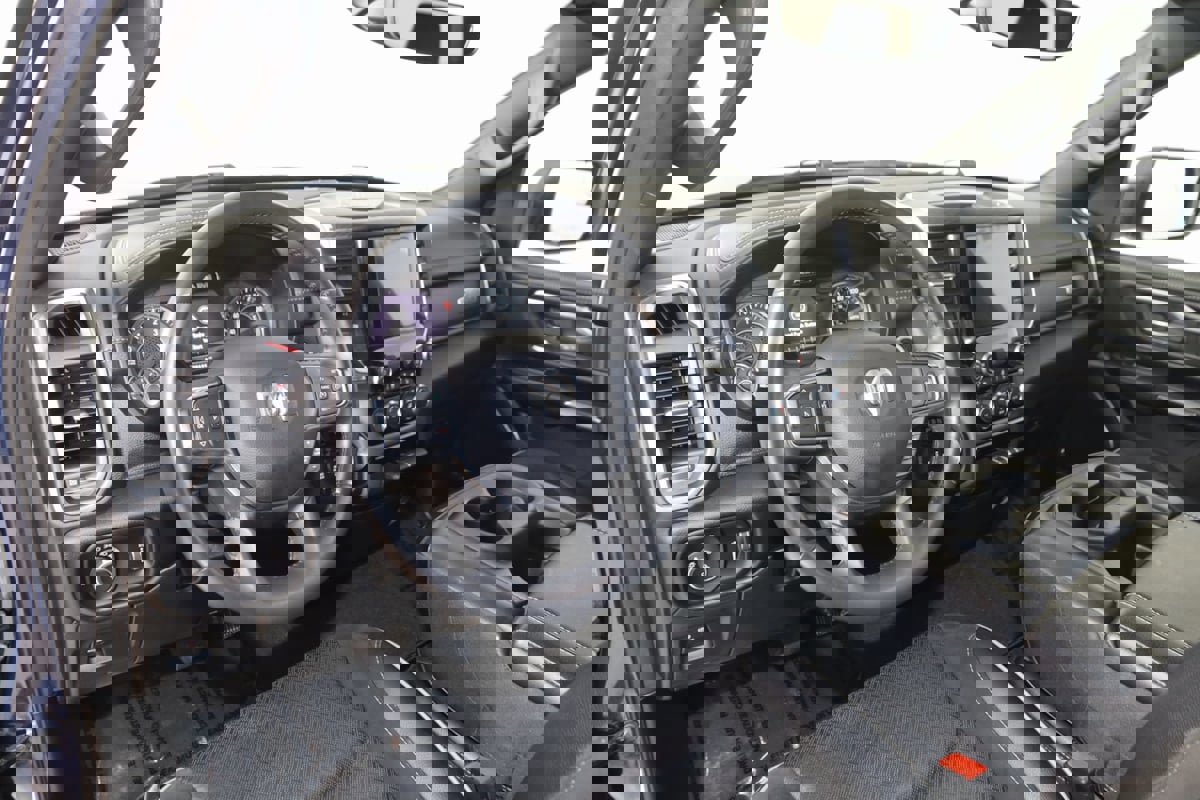 Used 2024 RAM 1500 Laramie image 21
