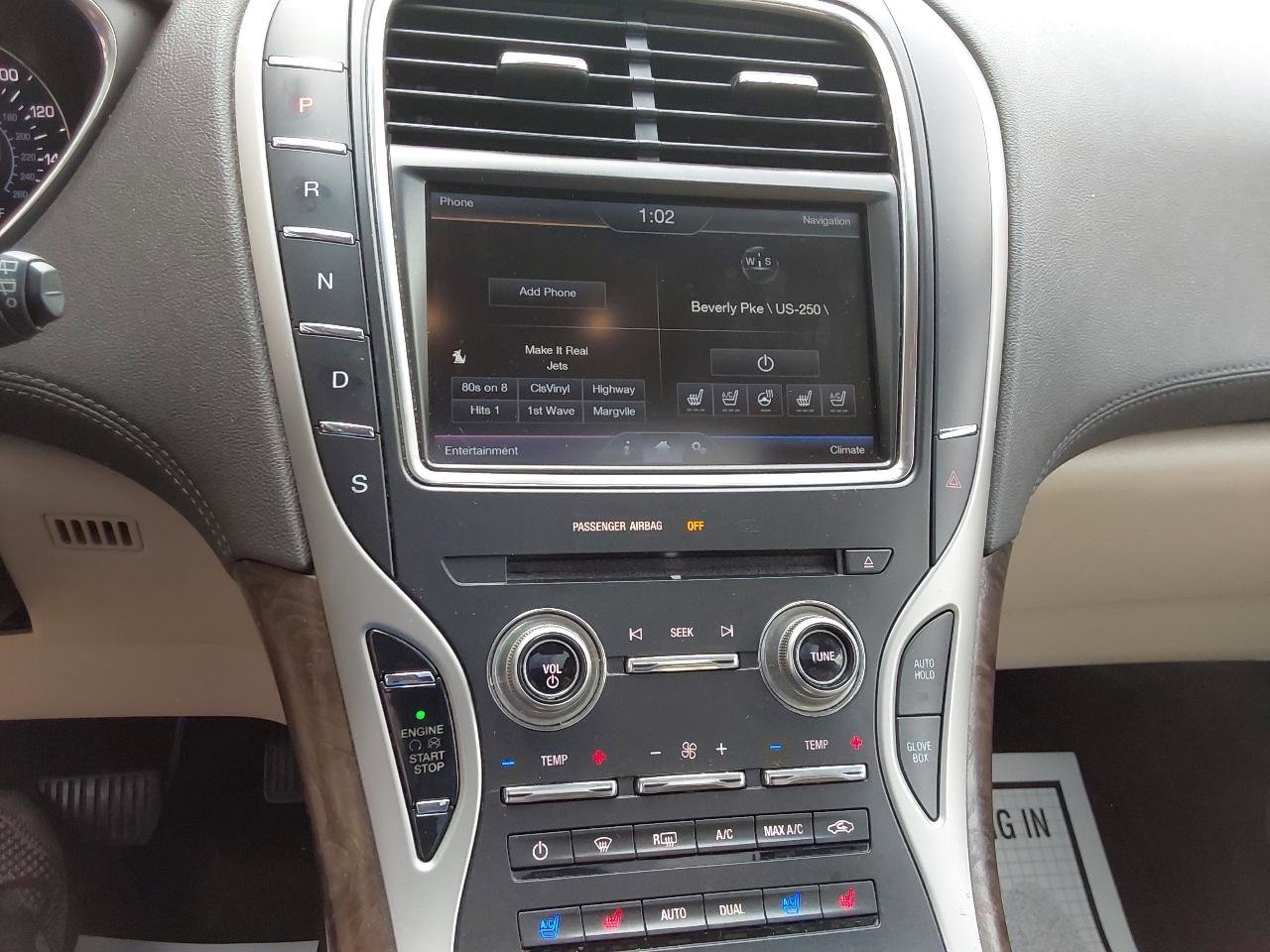 Used 2016 Lincoln MKX Reserve w/ Climate Package image 15