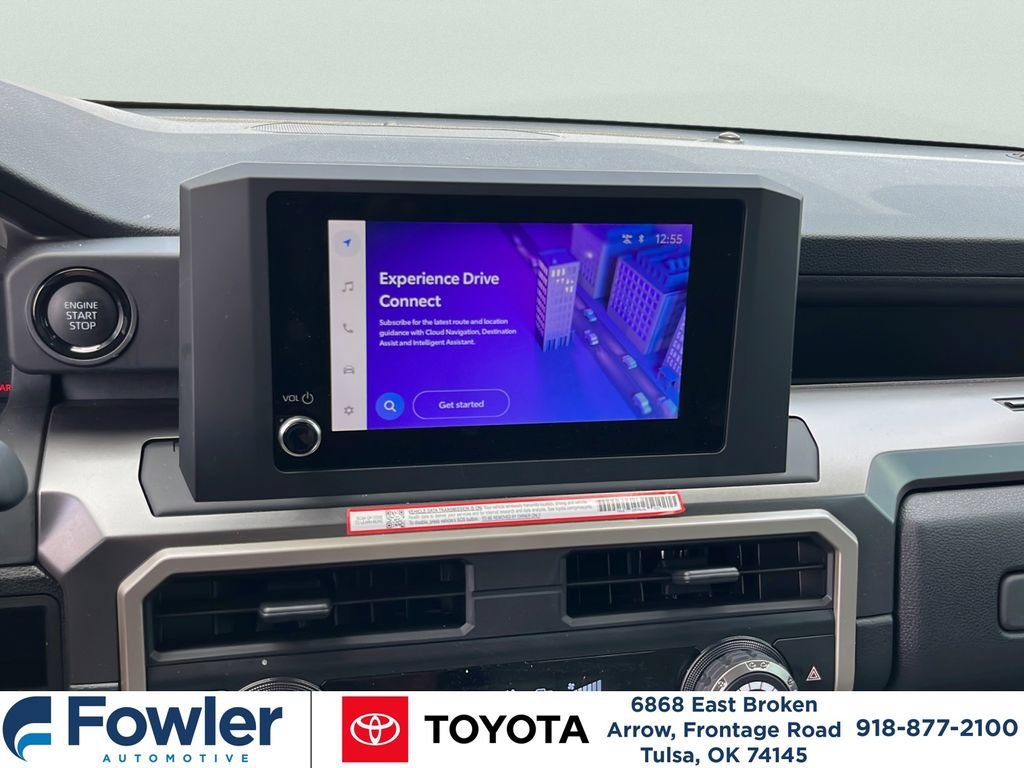 Certified 2025 Toyota Tacoma SR5 AWD/4WD image 17