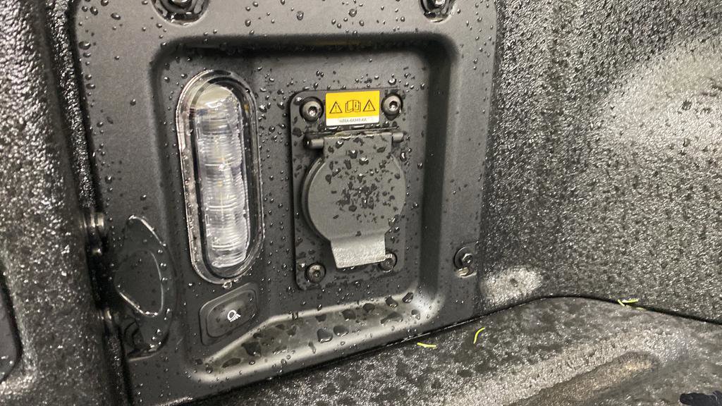 New 2026 Ford Maverick Lariat image 36