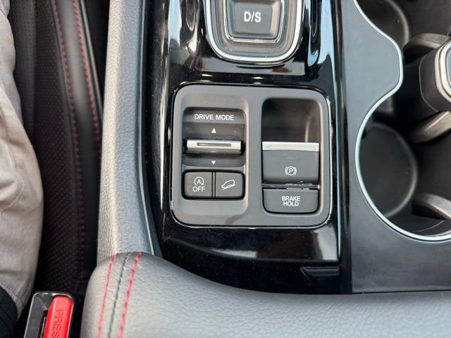 Used 2025 Honda Pilot Black Edition image 22