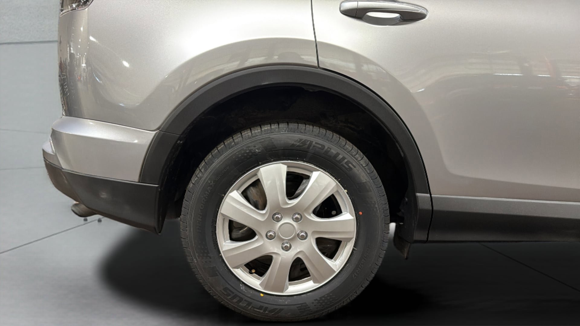 Used 2016 Toyota RAV4 LE image 35