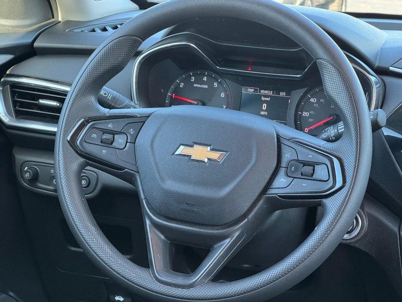 Used 2022 Chevrolet TrailBlazer LT w/ Convenience Package image 12