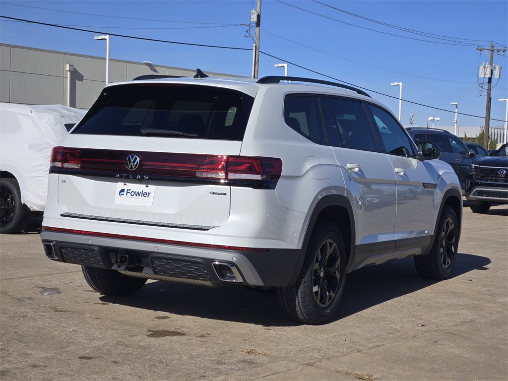 New 2026 Volkswagen Atlas Peak Edition image 4