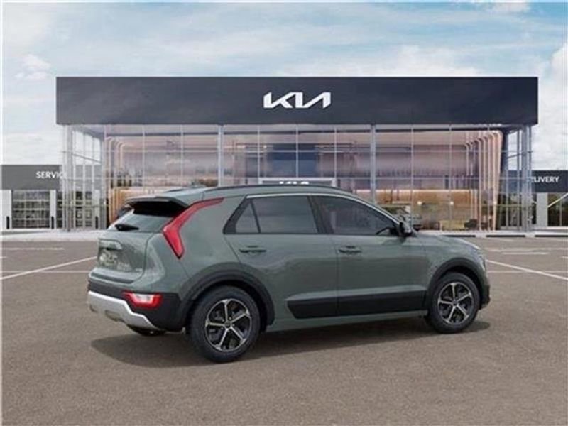 New 2025 Kia Niro EX w/ EX Cold Weather Package image 33