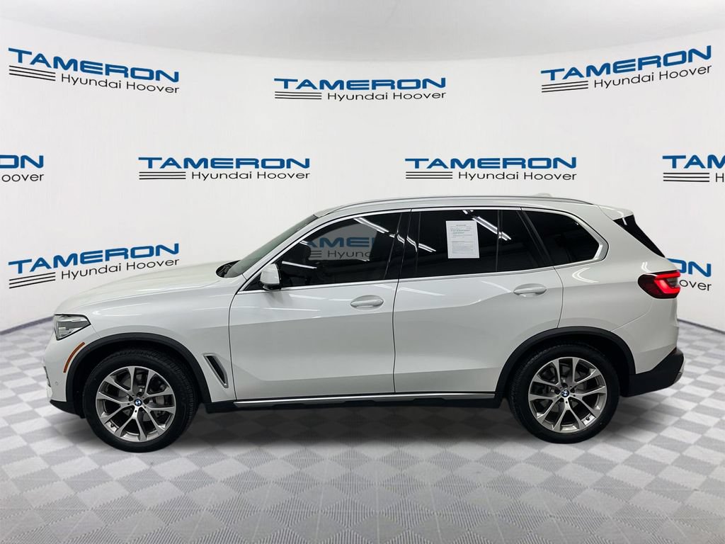 Used 2022 BMW X5 sDrive40i w/ Premium Package RWD image 2