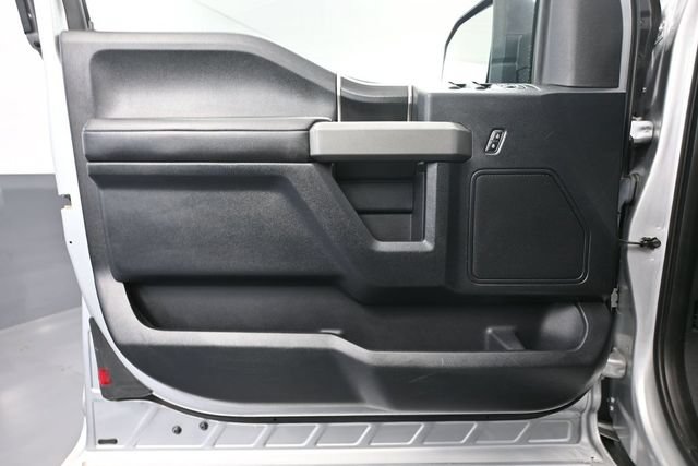 Used 2017 Ford F150 Raptor w/ Equipment Group 801A Mid AWD/4WD image 14