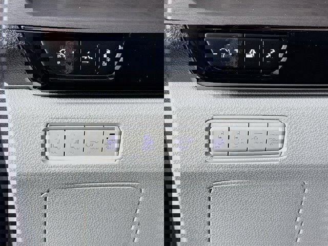 Certified 2024 Kia Carnival EX image 10