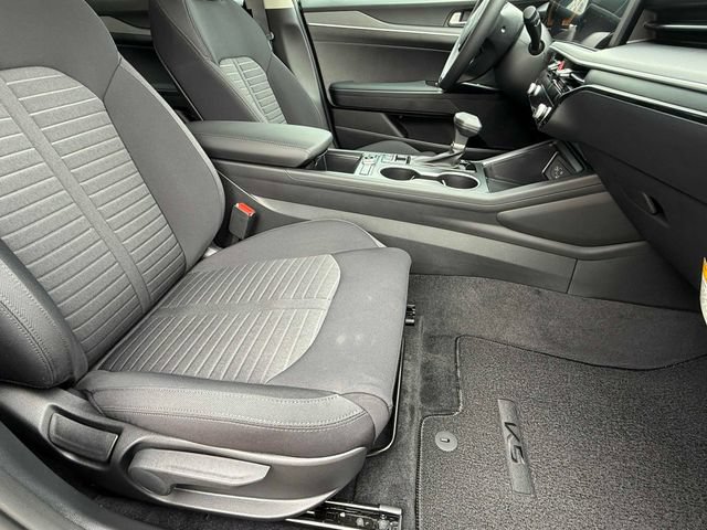 New 2026 Kia K5 LXS FWD image 10
