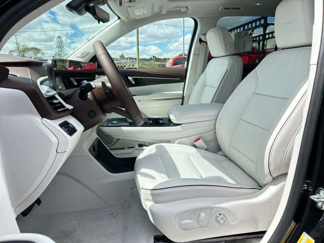 New 2026 Buick Enclave Avenir w/ Super Cruise Package AWD/4WD image 27