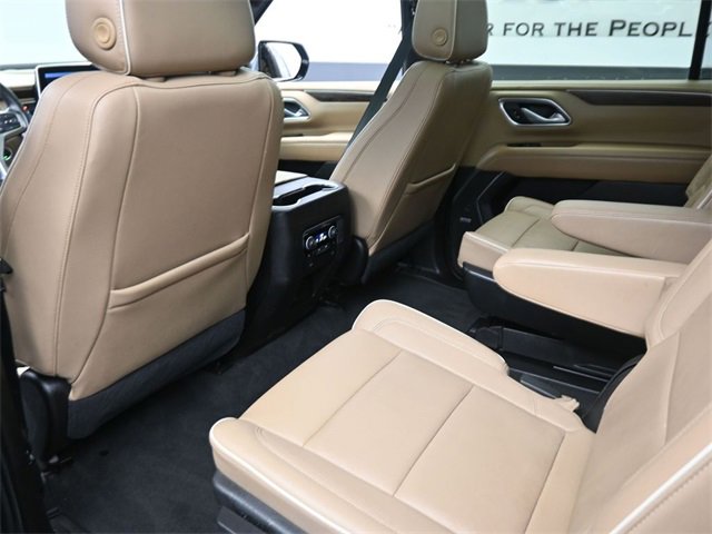 Used 2021 Chevrolet Suburban Premier w/ Premium Package image 22