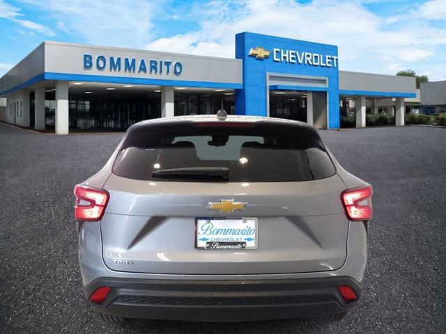 New 2026 Chevrolet Trax LS w/ LS Convenience Package image 4