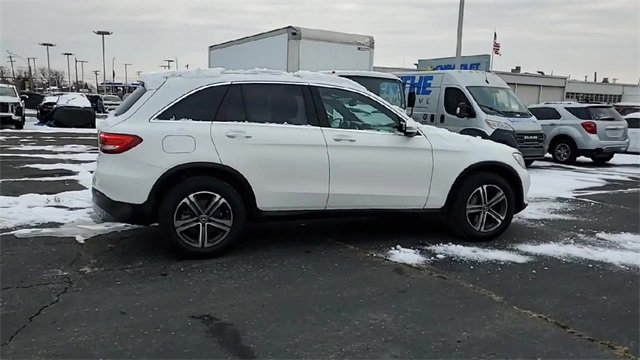 Used 2018 Mercedes-Benz GLC 300 4MATIC image 9