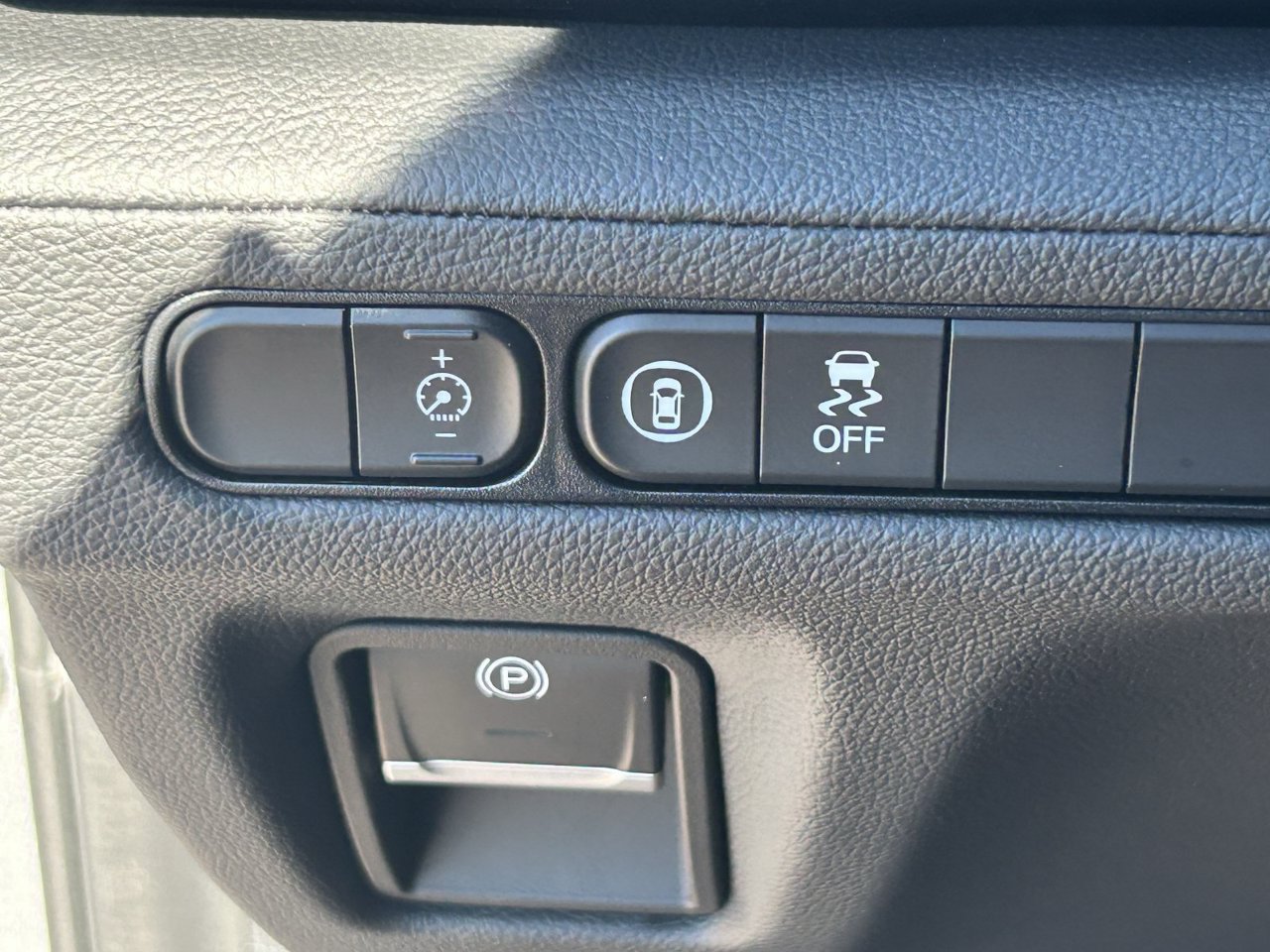Certified 2026 Acura MDX FWD image 35