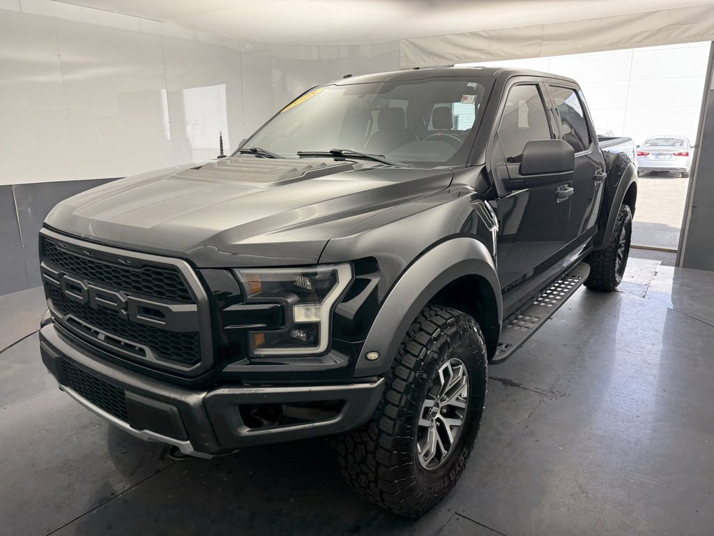 Used 2018 Ford F150 Raptor w/ Equipment Group 801A Mid image 10