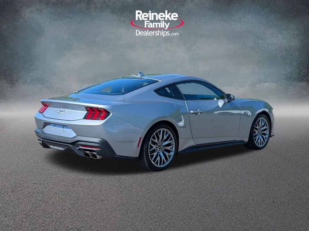 Used 2025 Ford Mustang GT Premium RWD image 5
