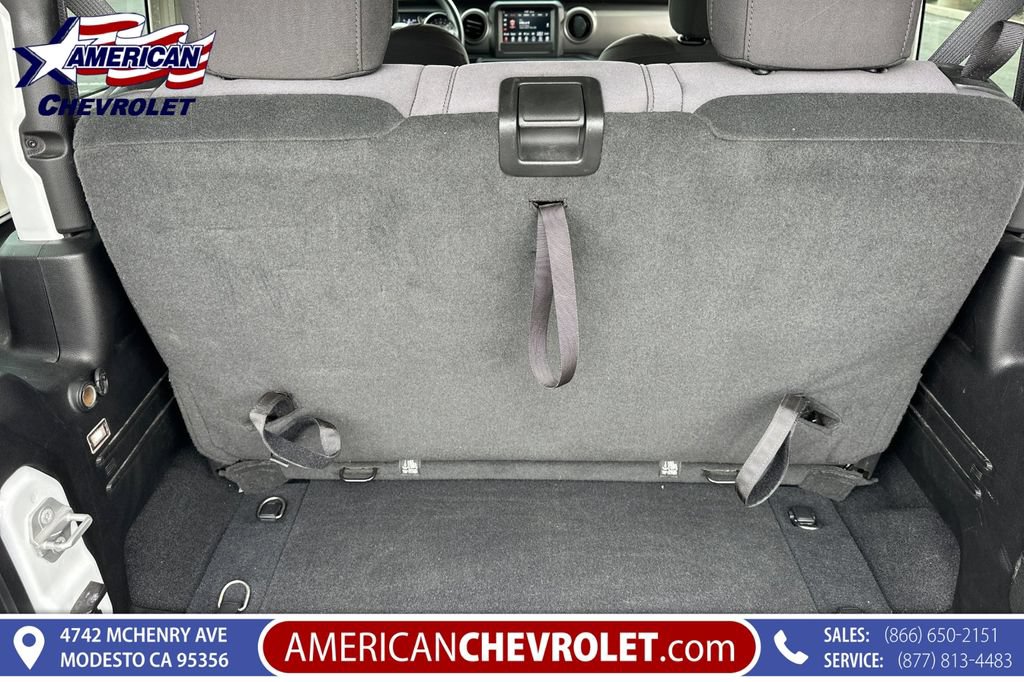 Used 2022 Jeep Wrangler Sport AWD/4WD image 19